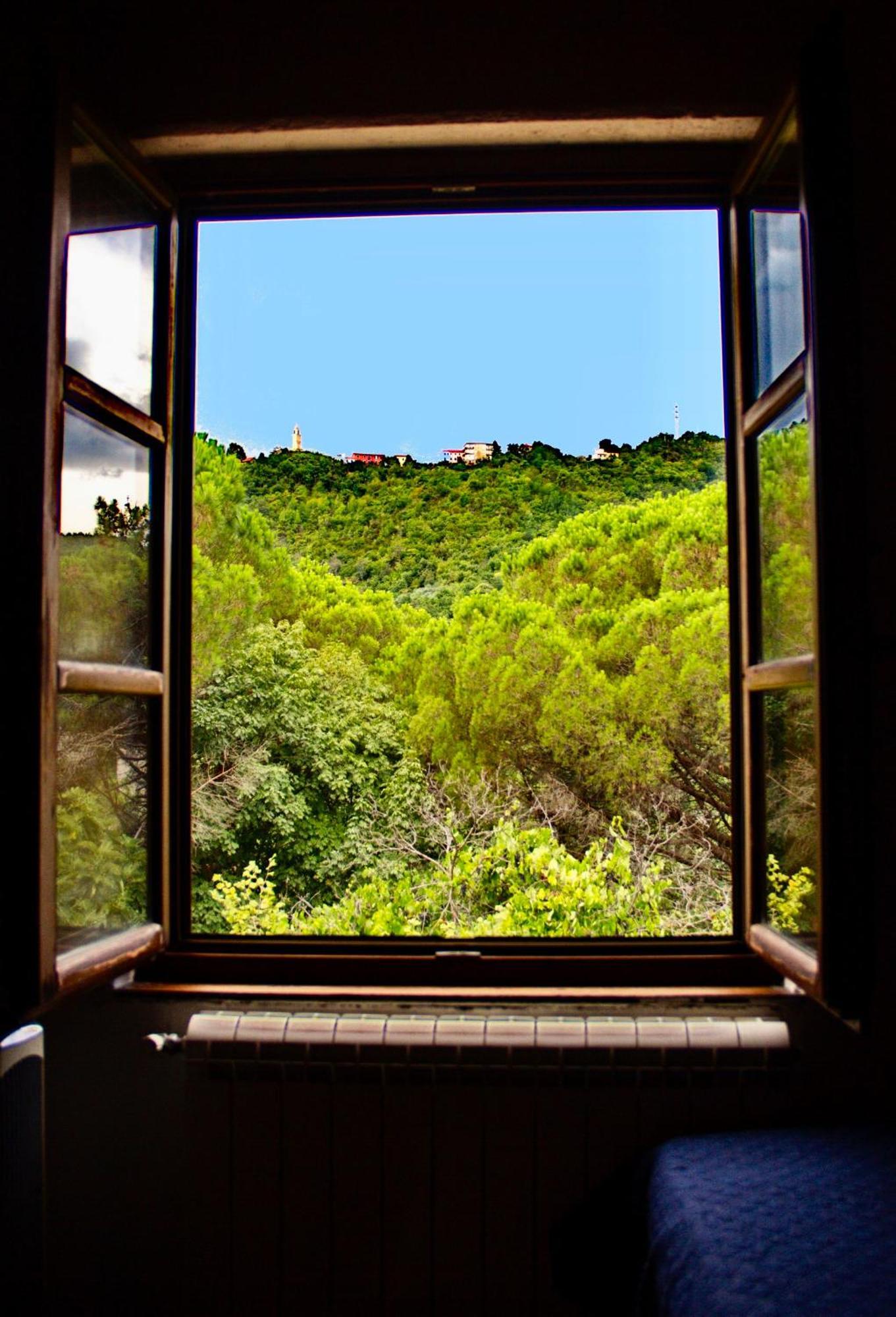Le Petit Chateau Vezzi Portio Exterior foto